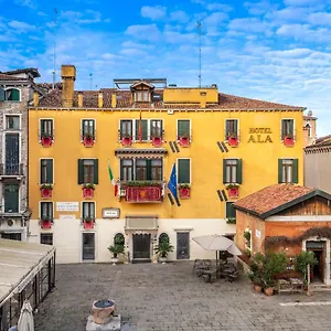 Hotel Unahotels Ala Venezia-adults 16 Veneza